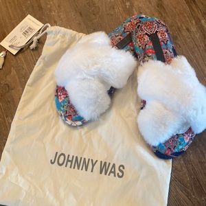 Size 9 NWT Johnny Was Indi Slipper in White ❤️ Beautiful!